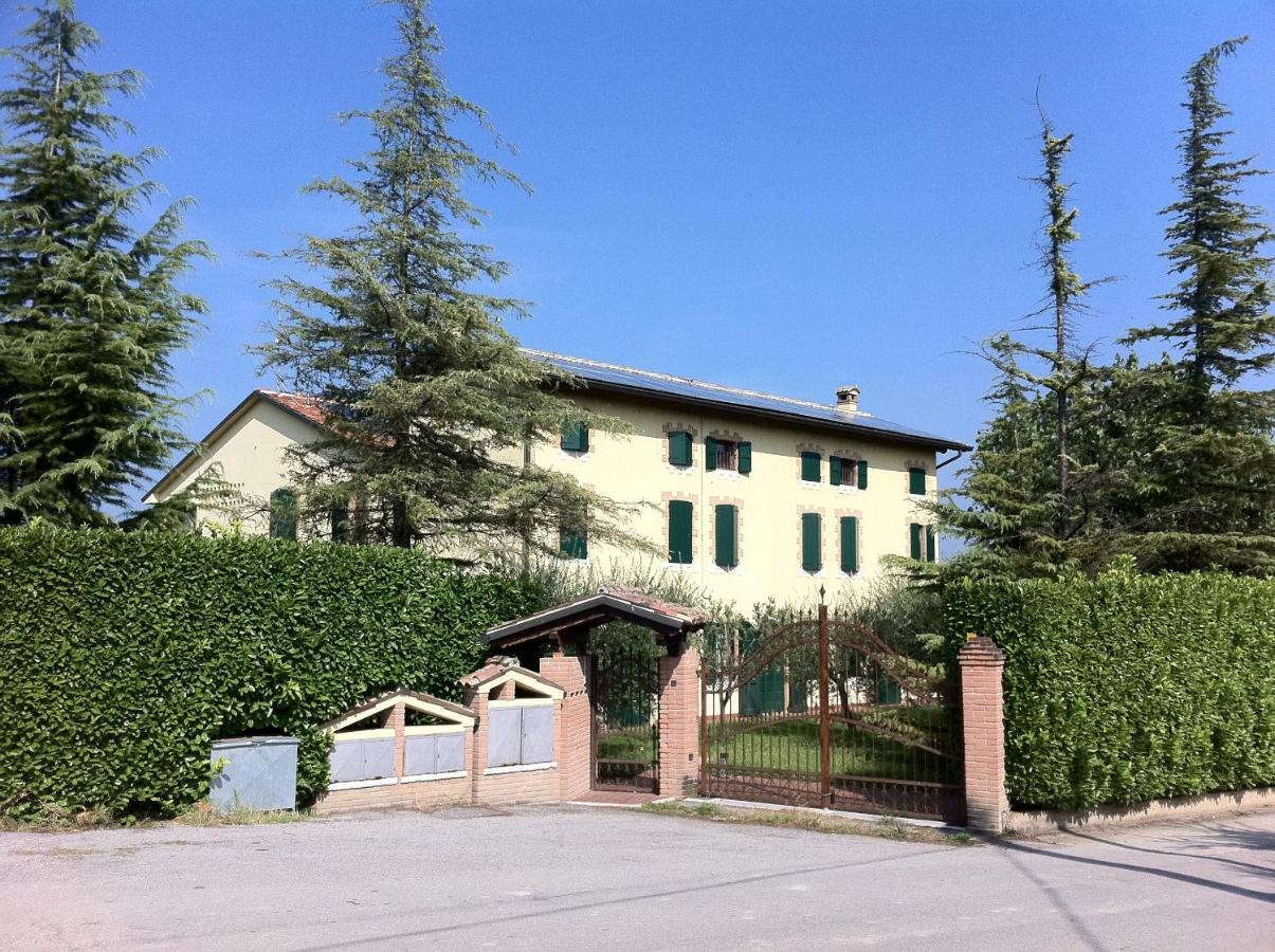Cascina Tabachera X10 Country House Sirmione Garda Lake Pozzolengo Quarto foto