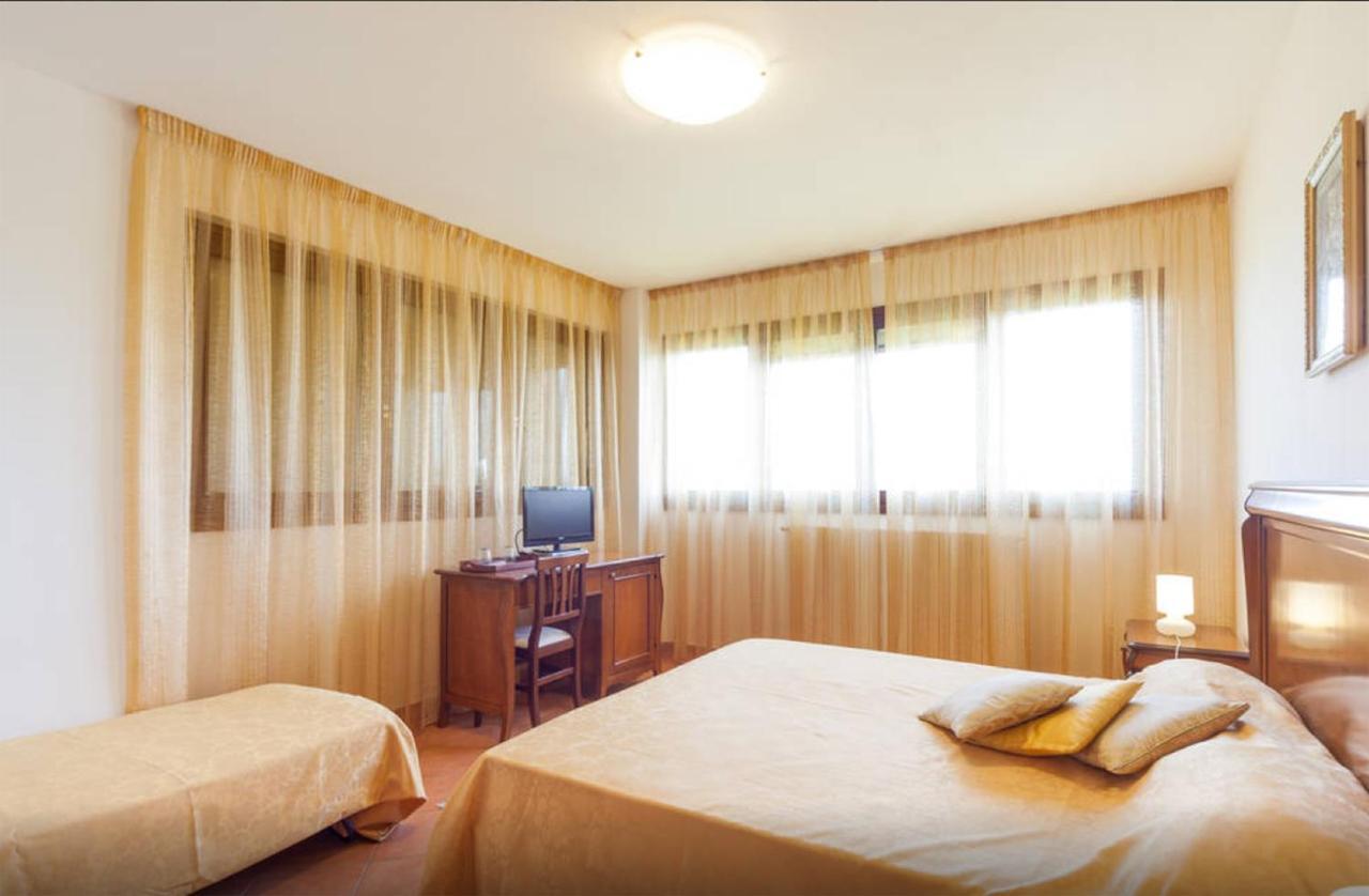 Cascina Tabachera X10 Country House Sirmione Garda Lake Pozzolengo Quarto foto